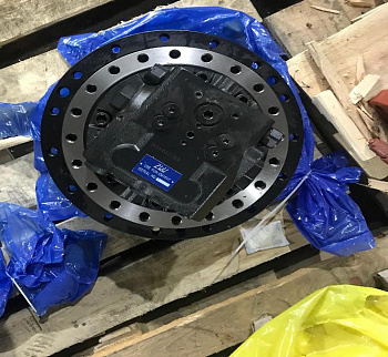 Редуктор хода (бортовой) с мотором на экскаватор Doosan DH150-7